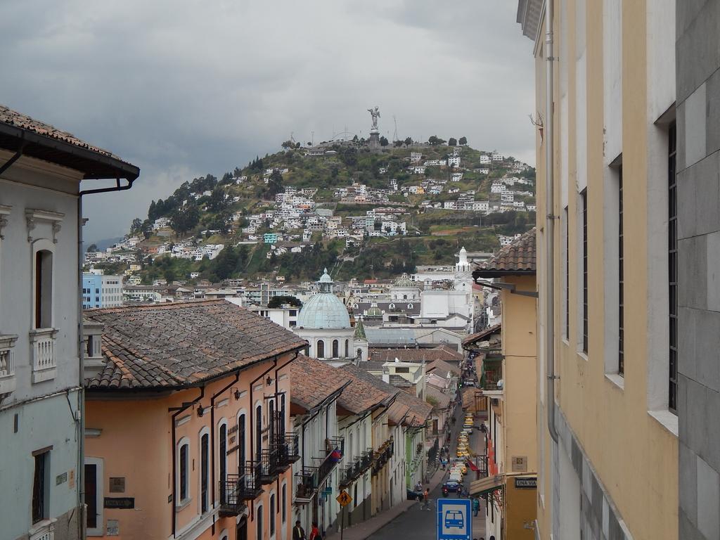 Appartamento Departamento Quito Historico Esterno foto
